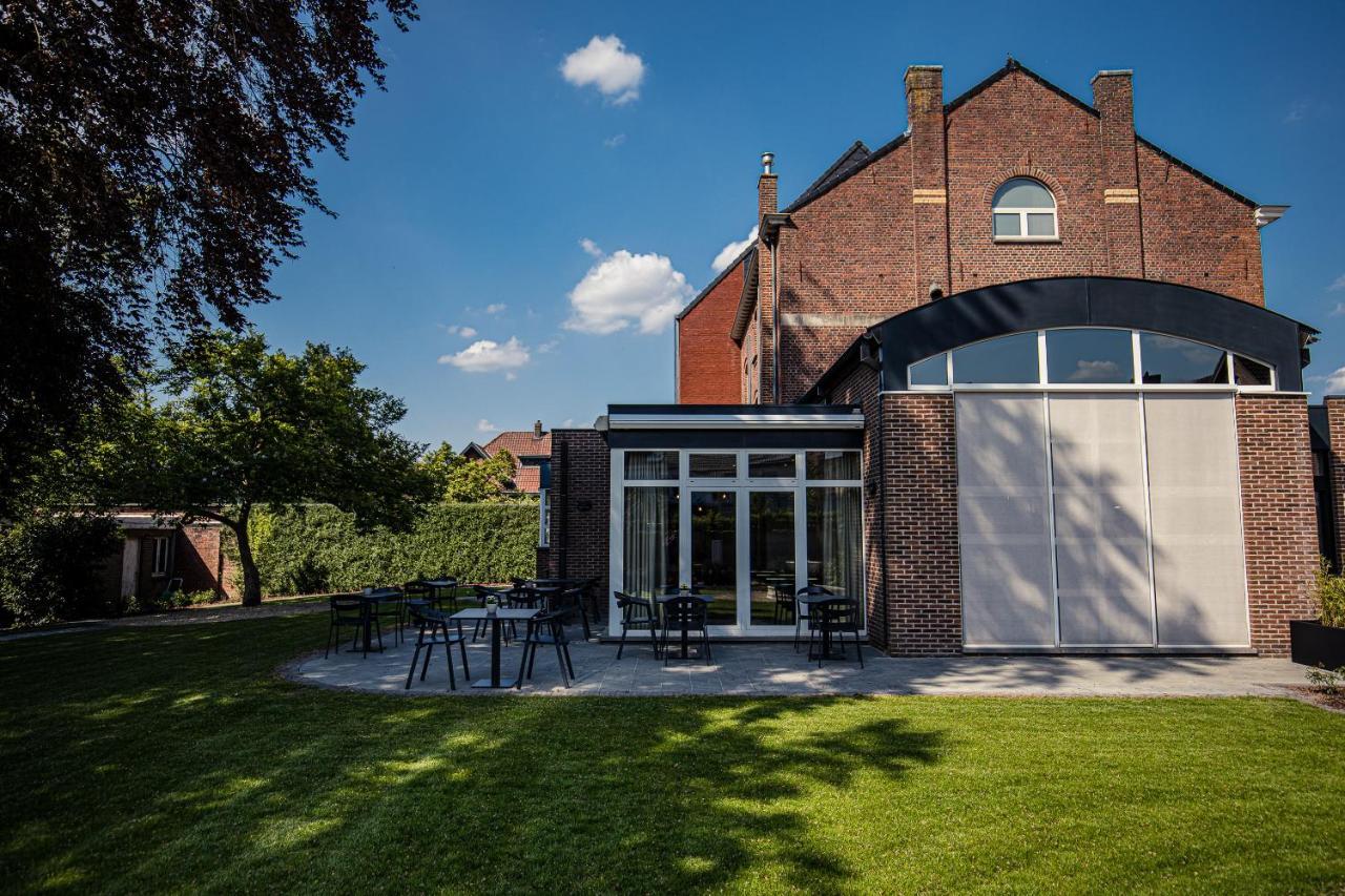 Burgemeesterhuys Beringen Exterior photo